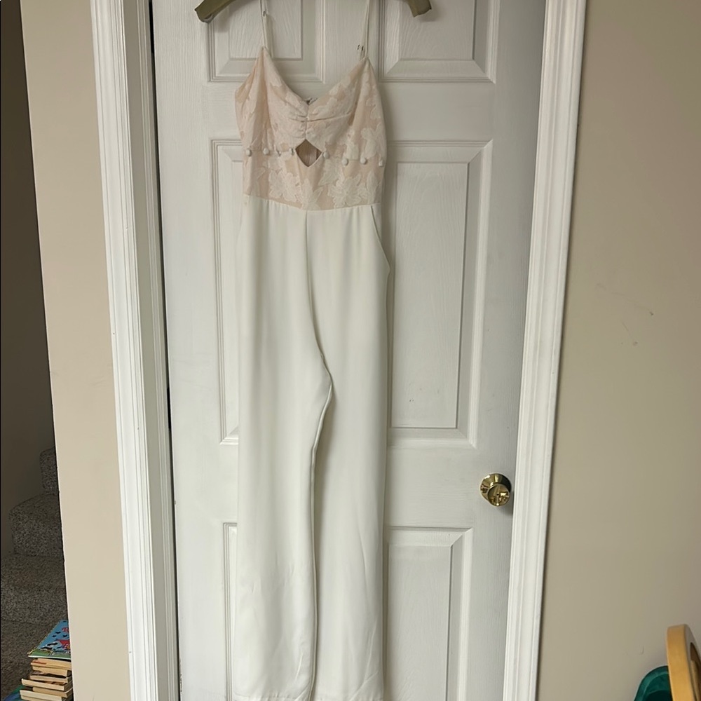 Adelyn Rae White Lace Chemise